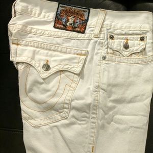 TRUE RELIGION JEANS